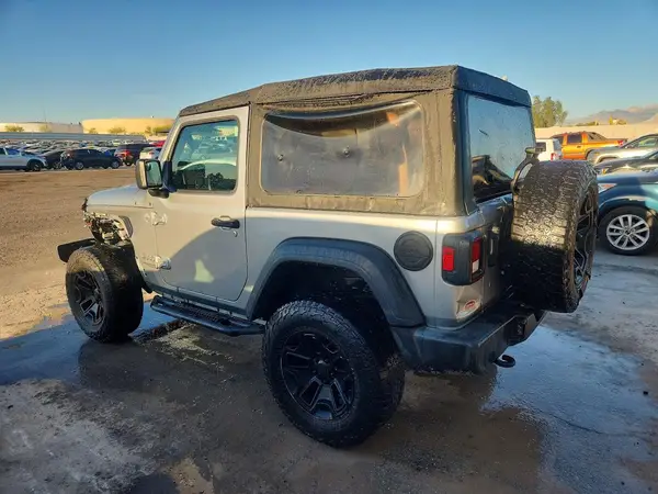 1C4GJXAN4JW296332 2018 JEEP WRANGLER - Image 2