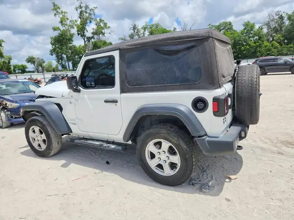 1C4GJXAN8MW638319 2021 JEEP WRANGLER - Image 2