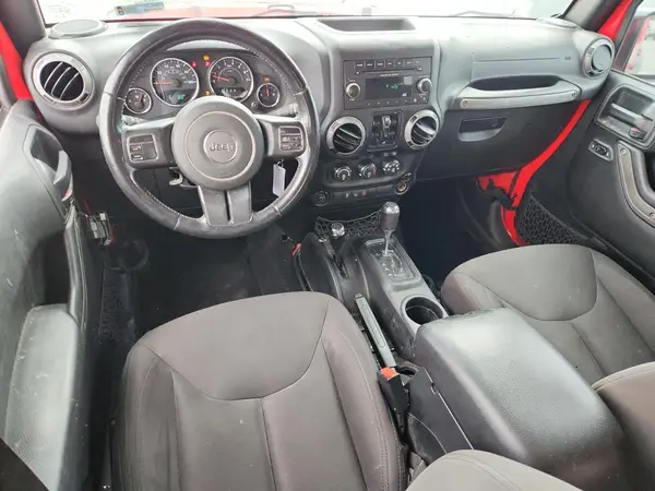 1C4HJWDG2HL556301 2017 JEEP WRANGLER - Image 8
