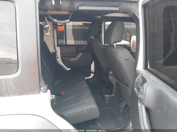 1C4HJWDG2JL928693 2018 JEEP WRANGLER - Image 8
