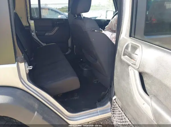 1C4HJWDG2JL929231 2018 JEEP WRANGLER - Image 8
