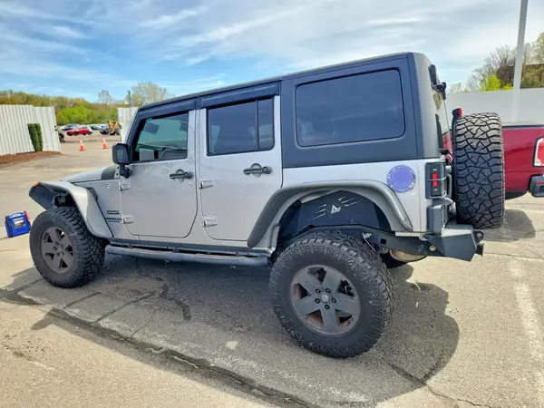 1C4HJWDG3HL670971 2017 JEEP WRANGLER - Image 2