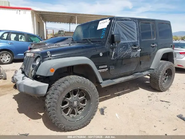 1C4HJWDG5HL634778 2017 JEEP WRANGLER - Image 2