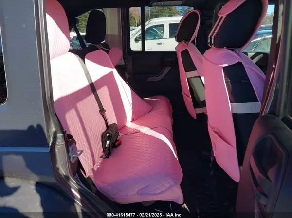 1C4HJWDG5JL820987 2018 JEEP WRANGLER - Image 8