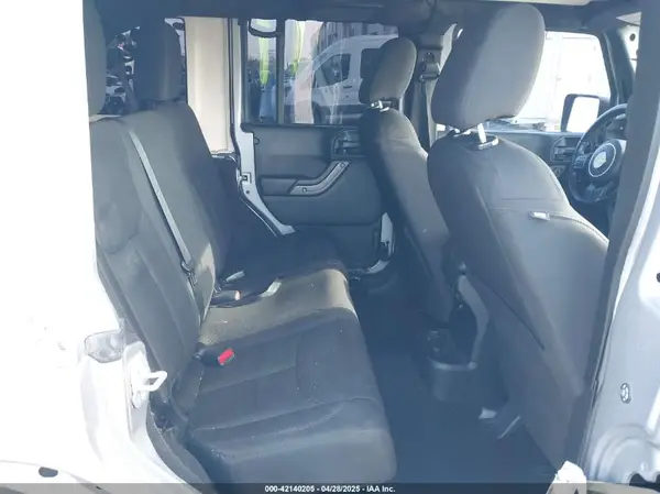 1C4HJWDG5JL839703 2018 JEEP WRANGLER - Image 8