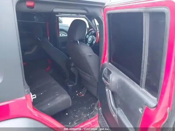 1C4HJWDG5JL919812 2018 JEEP WRANGLER - Image 8