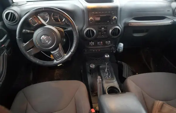 1C4HJWDG7JL918600 2018 JEEP WRANGLER - Image 8