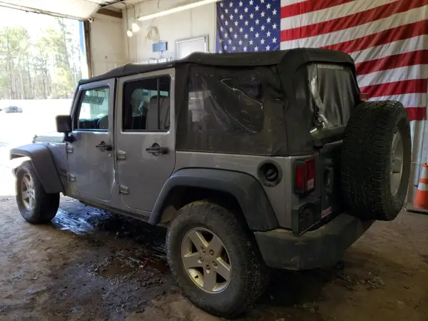 1C4HJWDG9GL235788 2016 JEEP WRANGLER - Image 2