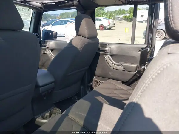 1C4HJWDG9HL623346 2017 JEEP WRANGLER - Image 8