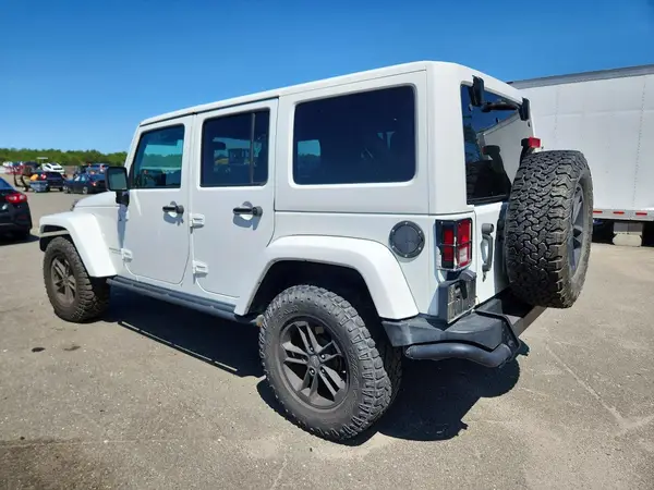 1C4HJWEG0HL607759 2017 JEEP WRANGLER - Image 2