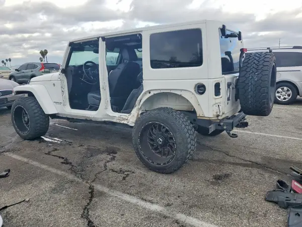 1C4HJWEG0HL640356 2017 JEEP WRANGLER - Image 2