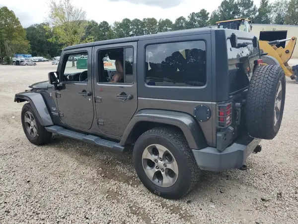 1C4HJWEG0HL641068 2017 JEEP WRANGLER - Image 2