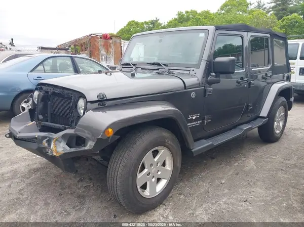 1C4HJWEG1GL252860 2016 JEEP WRANGLER - Image 2