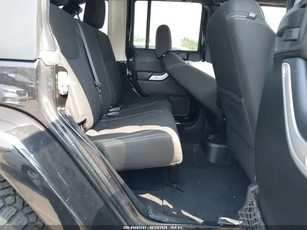 1C4HJWEG1HL649843 2017 JEEP WRANGLER - Image 8