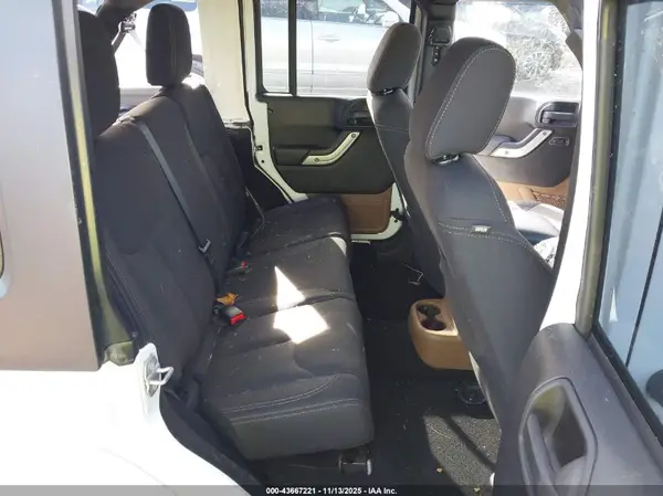 1C4HJWEG2GL156929 2016 JEEP WRANGLER - Image 8