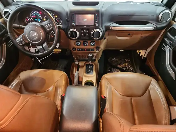 1C4HJWEG2HL545944 2017 JEEP WRANGLER - Image 8