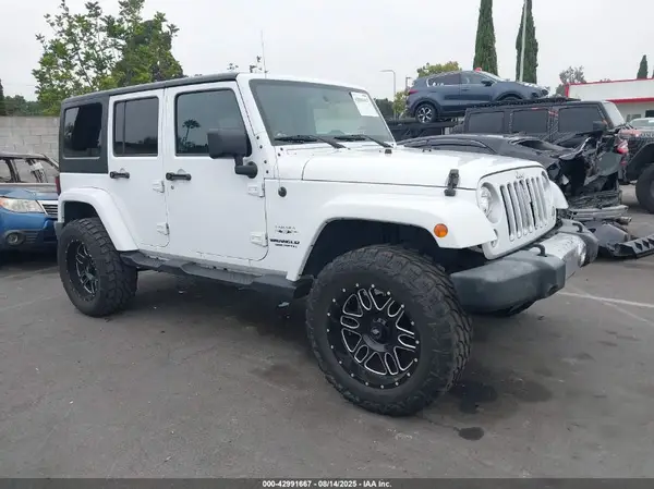 1C4HJWEG2HL636485 2017 JEEP WRANGLER - Image 1