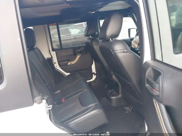 1C4HJWEG3HL505307 2017 JEEP WRANGLER - Image 8