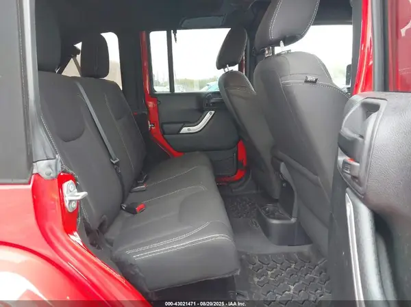 1C4HJWEG3HL547718 2017 JEEP WRANGLER - Image 8
