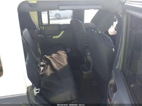 1C4HJWEG3HL648158 2017 JEEP WRANGLER - Image 8