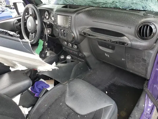 1C4HJWEG3HL653747 2017 JEEP WRANGLER - Image 8