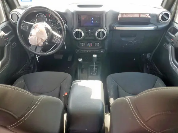 1C4HJWEG3HL689227 2017 JEEP WRANGLER - Image 8