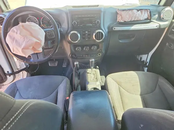 1C4HJWEG4HL595177 2017 JEEP WRANGLER - Image 8