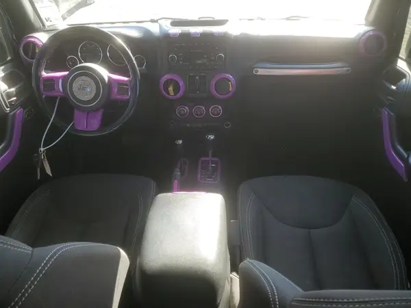 1C4HJWEG4HL606355 2017 JEEP WRANGLER - Image 8