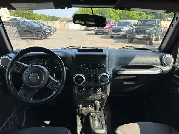 1C4HJWEG4HL661050 2017 JEEP WRANGLER - Image 8