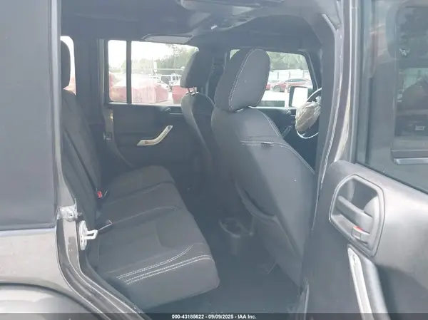 1C4HJWEG5GL201734 2016 JEEP WRANGLER - Image 8
