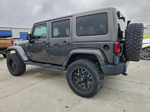 1C4HJWEG6GL250392 2016 JEEP WRANGLER - Image 2