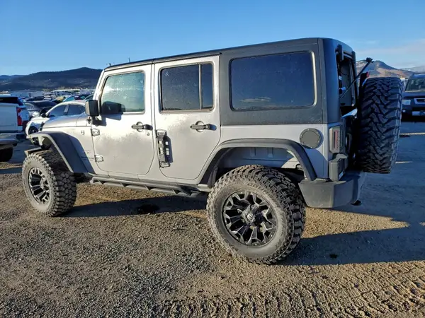 1C4HJWEG6HL698438 2017 JEEP WRANGLER - Image 2