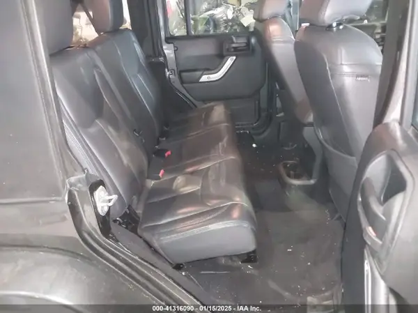 1C4HJWEG6HL705811 2017 JEEP WRANGLER - Image 8