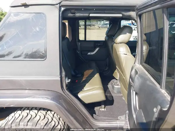1C4HJWEG6HL732149 2017 JEEP WRANGLER - Image 8