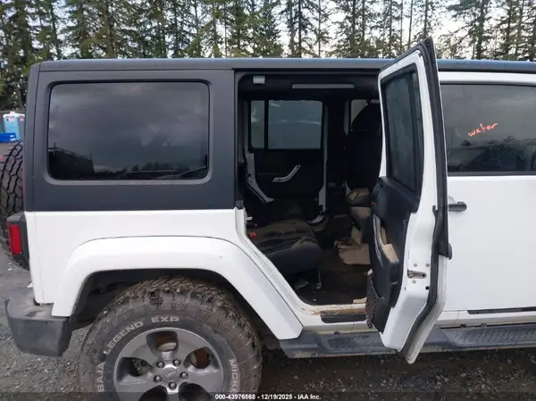 1C4HJWEG7GL234556 2016 JEEP WRANGLER - Image 8