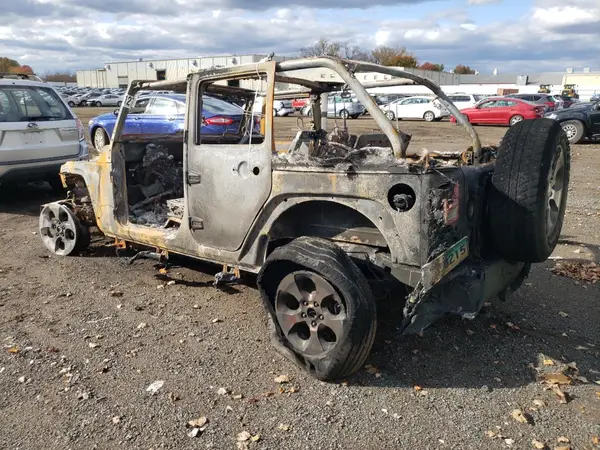 1C4HJWEG7HL558351 2017 JEEP WRANGLER - Image 2