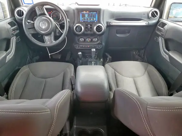 1C4HJWEG8HL596364 2017 JEEP WRANGLER - Image 8
