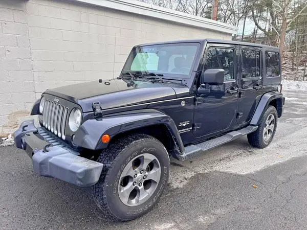 1C4HJWEG8HL666297 2017 JEEP WRANGLER - Image 2