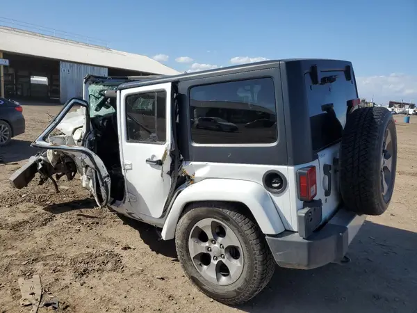 1C4HJWEG8JL929572 2018 JEEP WRANGLER - Image 2