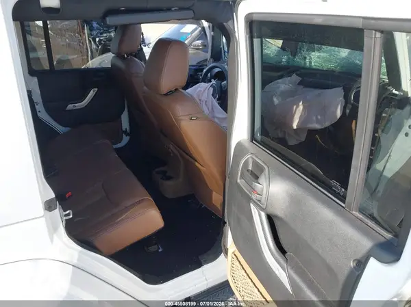 1C4HJWEG9HL605508 2017 JEEP WRANGLER - Image 8