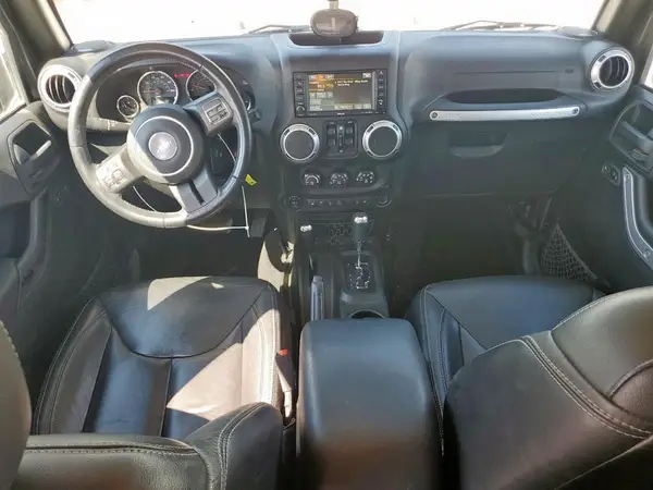 1C4HJWEGXHL578271 2017 JEEP WRANGLER - Image 8
