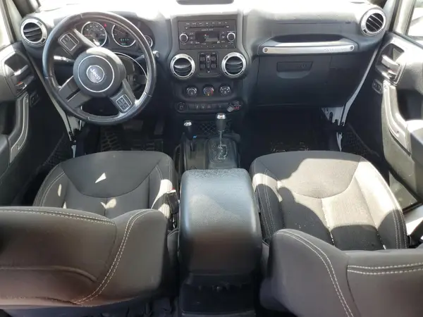 1C4HJWEGXJL920677 2018 JEEP WRANGLER - Image 8
