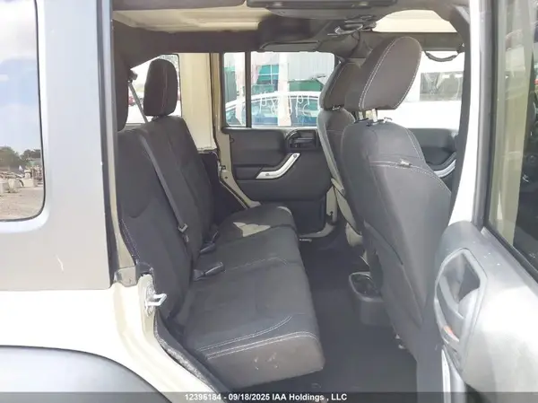 1C4HJWFG0HL606707 2017 JEEP WRANGLER - Image 8