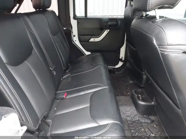 1C4HJWFG4HL624627 2017 JEEP WRANGLER - Image 8