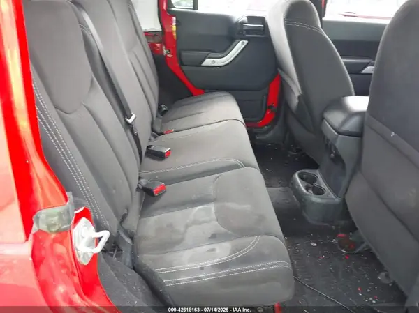 1C4HJWFG6HL702695 2017 JEEP WRANGLER - Image 8