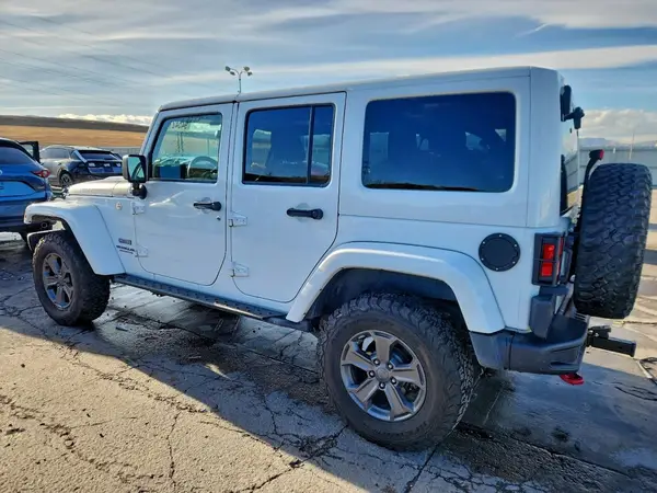 1C4HJWFG7HL620863 2017 JEEP WRANGLER - Image 2