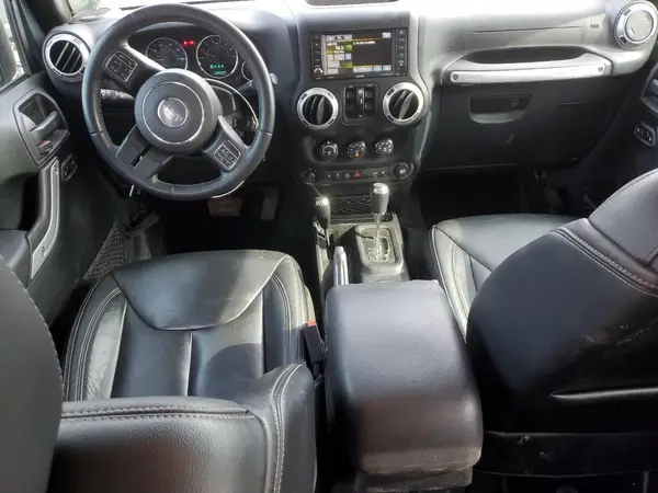 1C4HJWFG8HL646923 2017 JEEP WRANGLER - Image 8