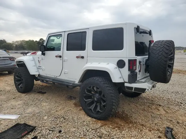 1C4HJWFG9HL718065 2017 JEEP WRANGLER - Image 2