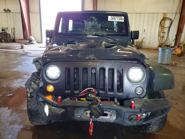 1C4HJWFGXJL902811 2018 JEEP WRANGLER - Image 2