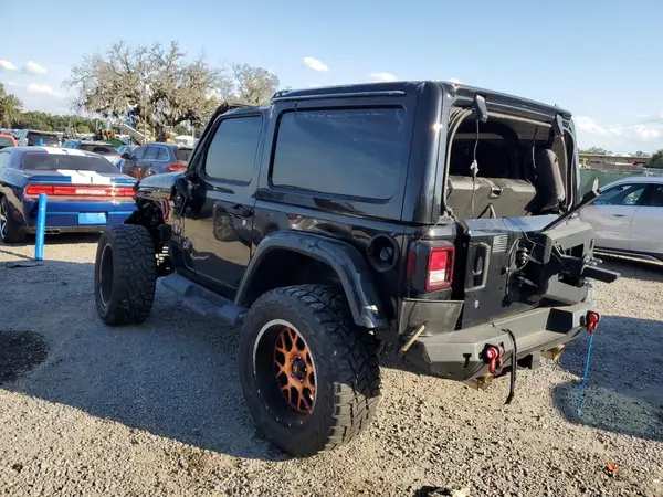 1C4HJXCG0JW306521 2018 JEEP WRANGLER - Image 2
